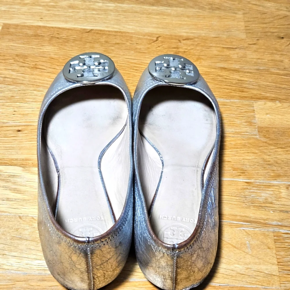 Tory Burch Reva Paladium/Nickel Commuter Ballet Flats Comfy Trendy Size 8.5